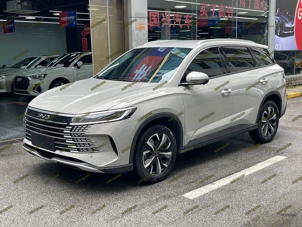 BYD Seal 05 DM-i 2025