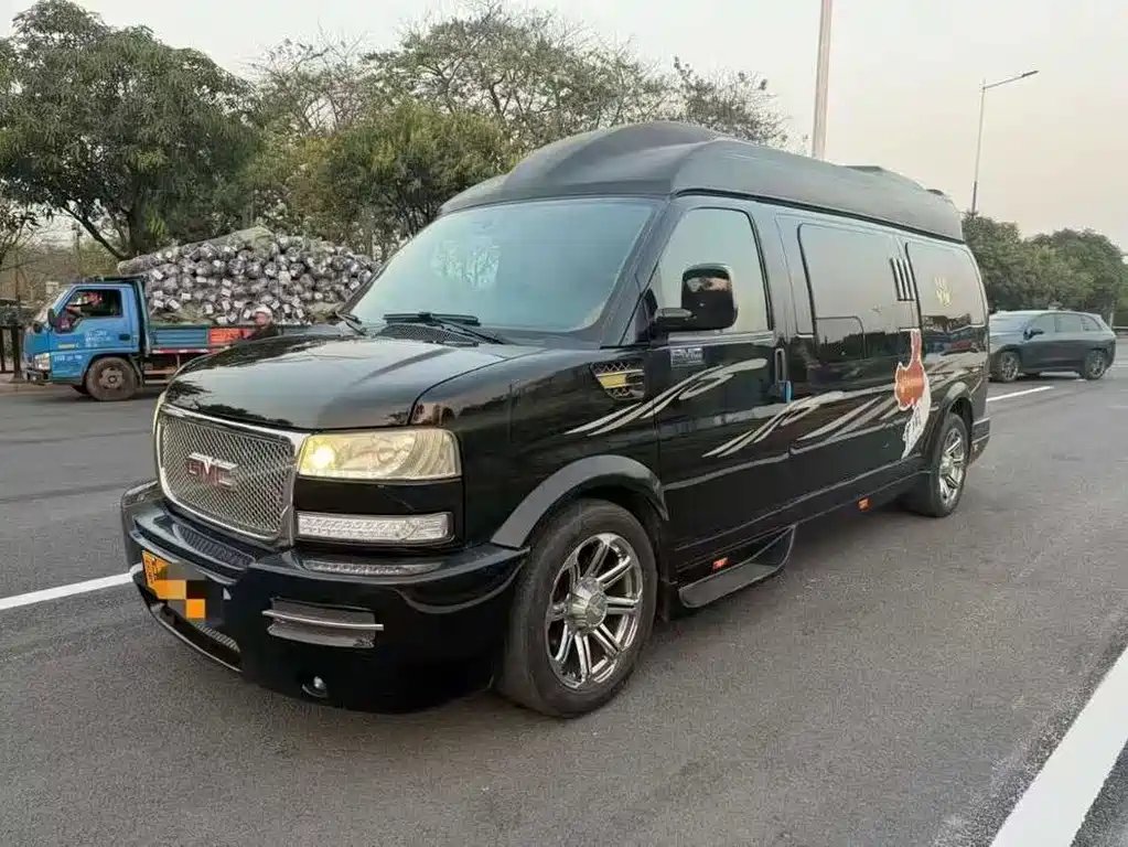 GMC Savana 2014