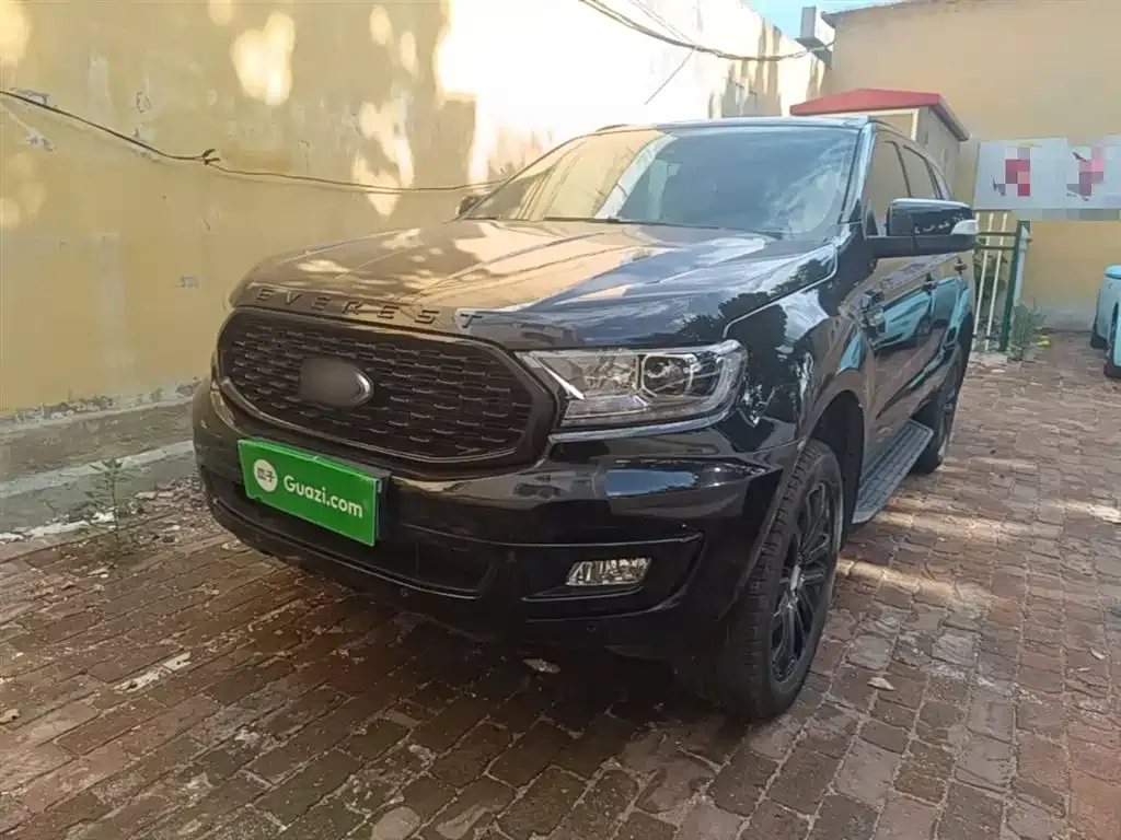 Ford Everest 2020 — фото 1 из 25