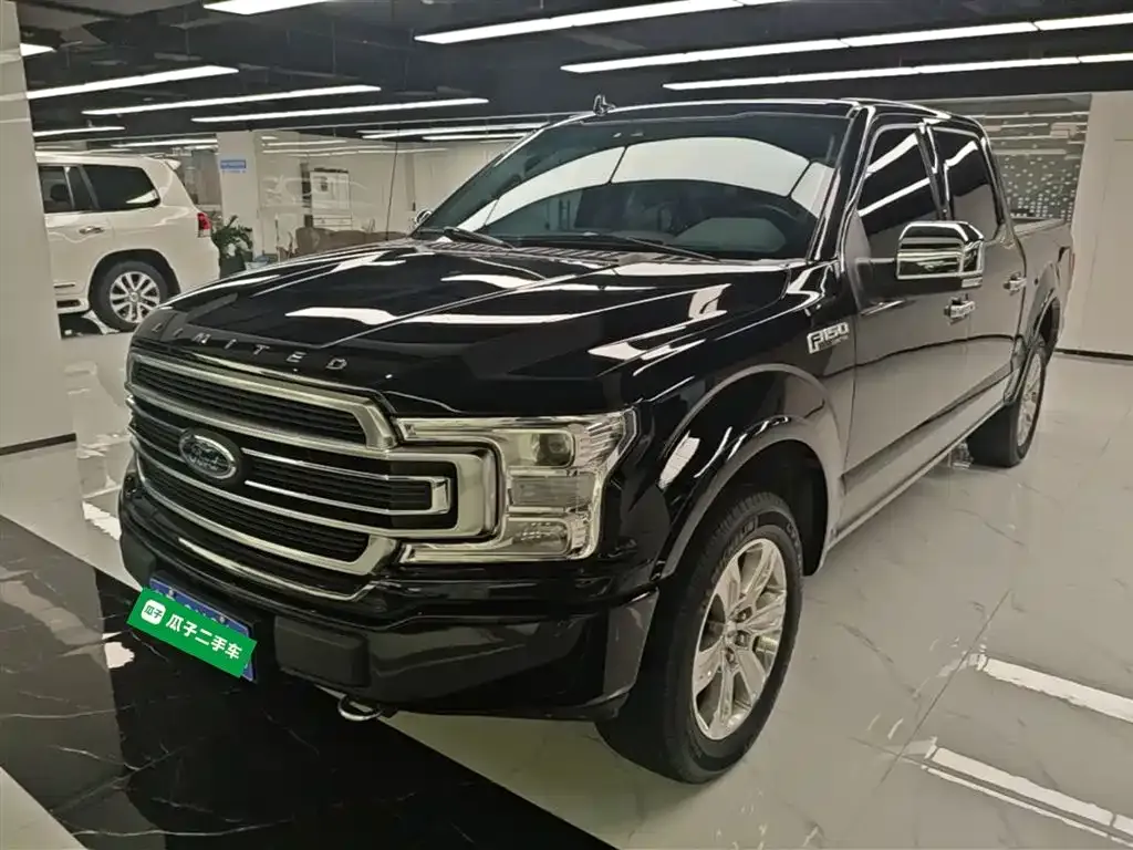 Ford F-150 Raptor 2021 — фото 1 из 25