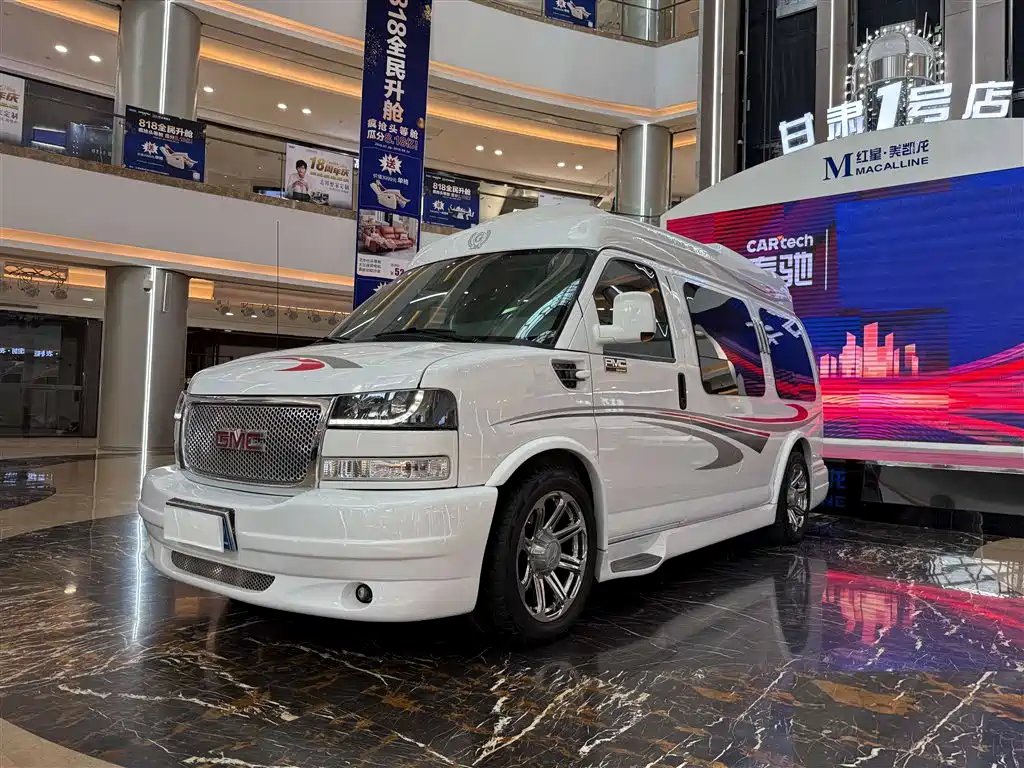 GMC Savana 2013