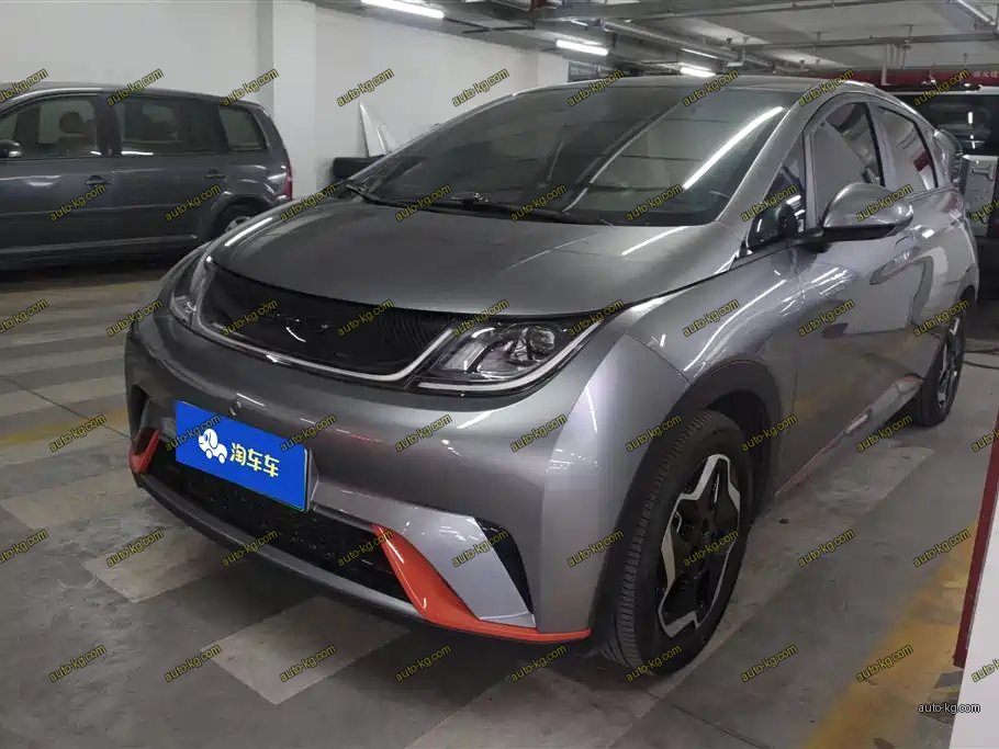 BYD Dolphin 2023