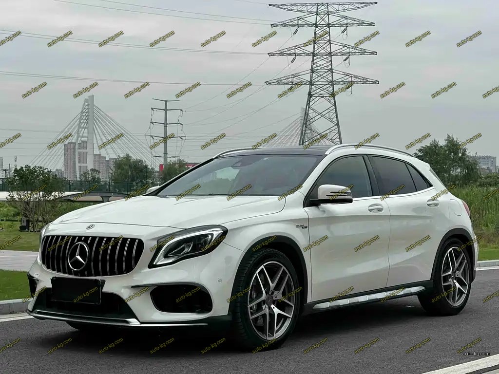 Mercedes-Benz GLA AMG 2018