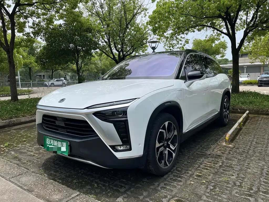 NIO ES8 2020
