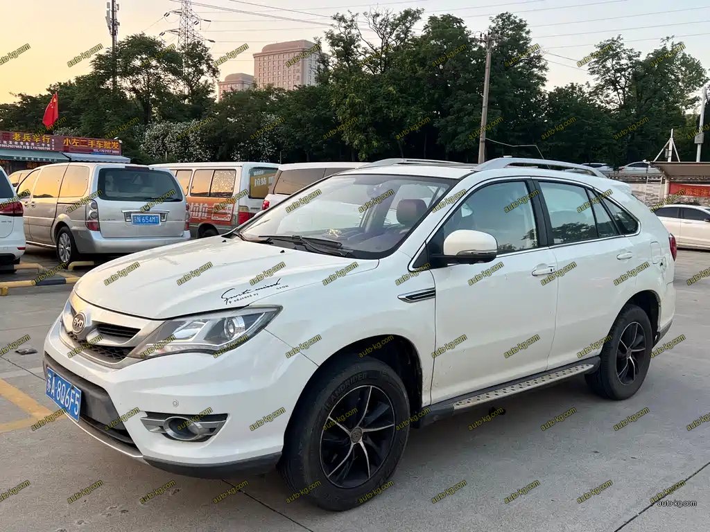BYD S7 2016