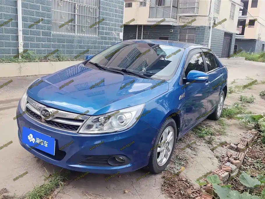 BYD Surui 2014