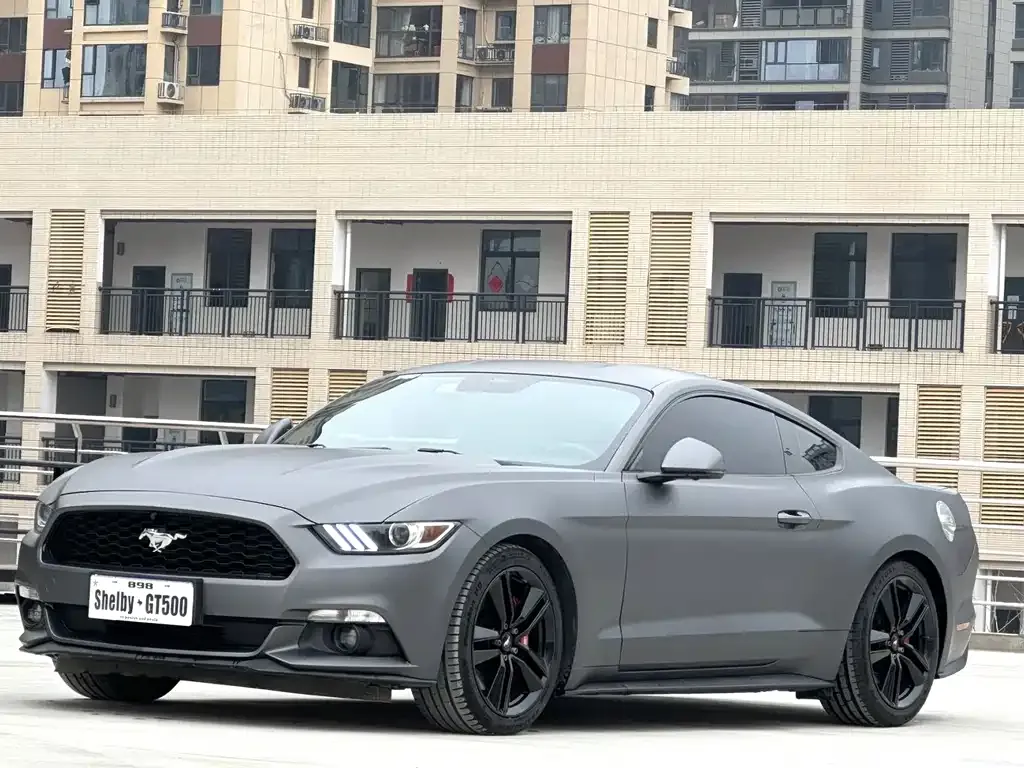 Ford Mustang 2017 — фото 1 из 9