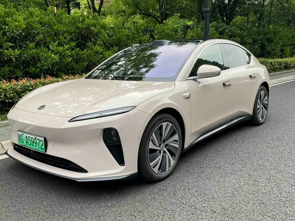 NIO ET5 2024