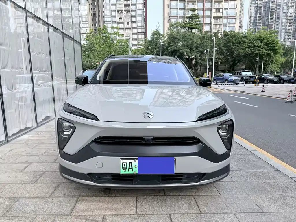 NIO ES6 2020