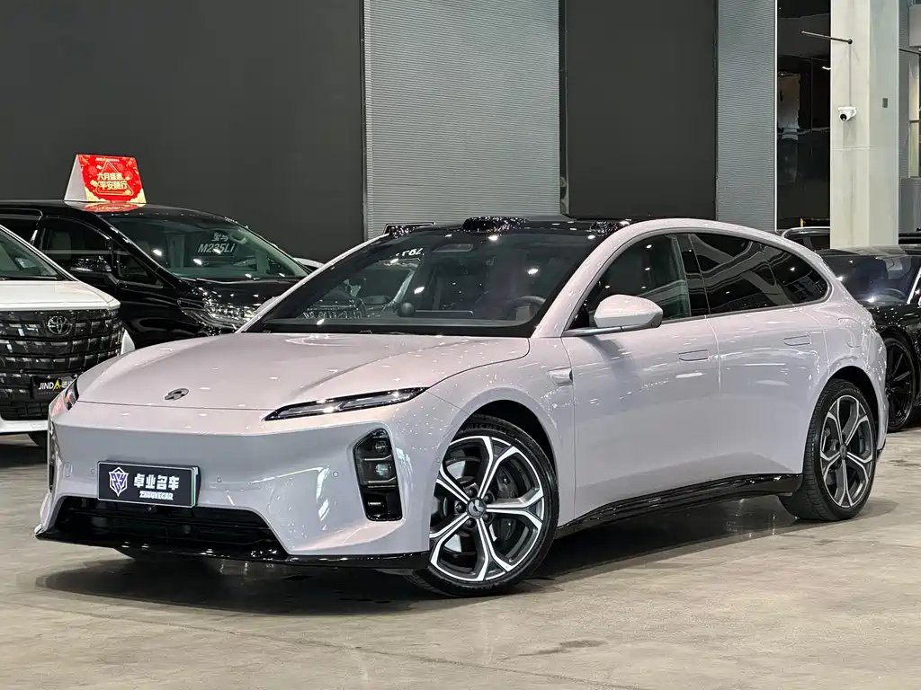 NIO ET5T 2025