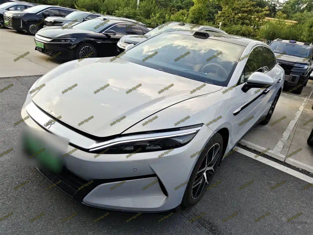 BYD 汉L 2025