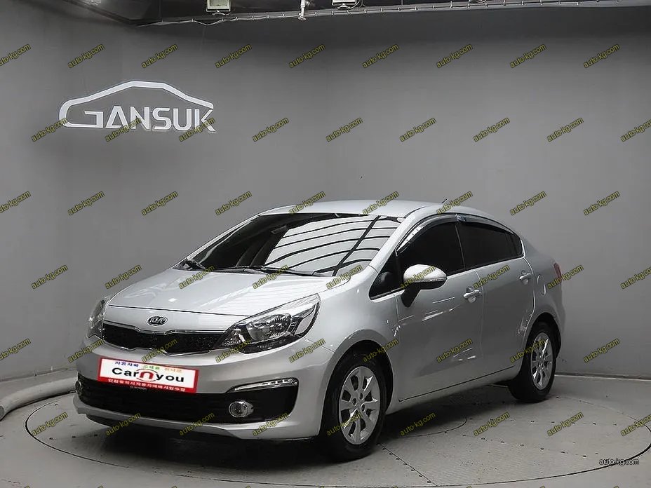 Kia Pride 2015