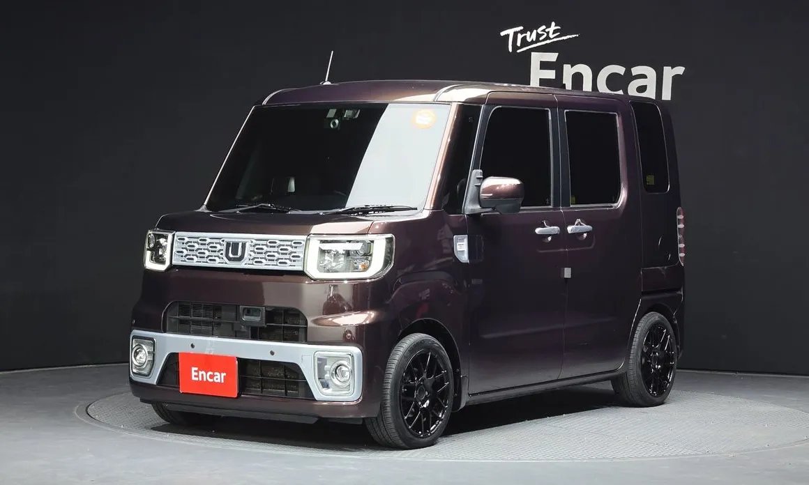Daihatsu WAKE 2014 — фото 1 из 5