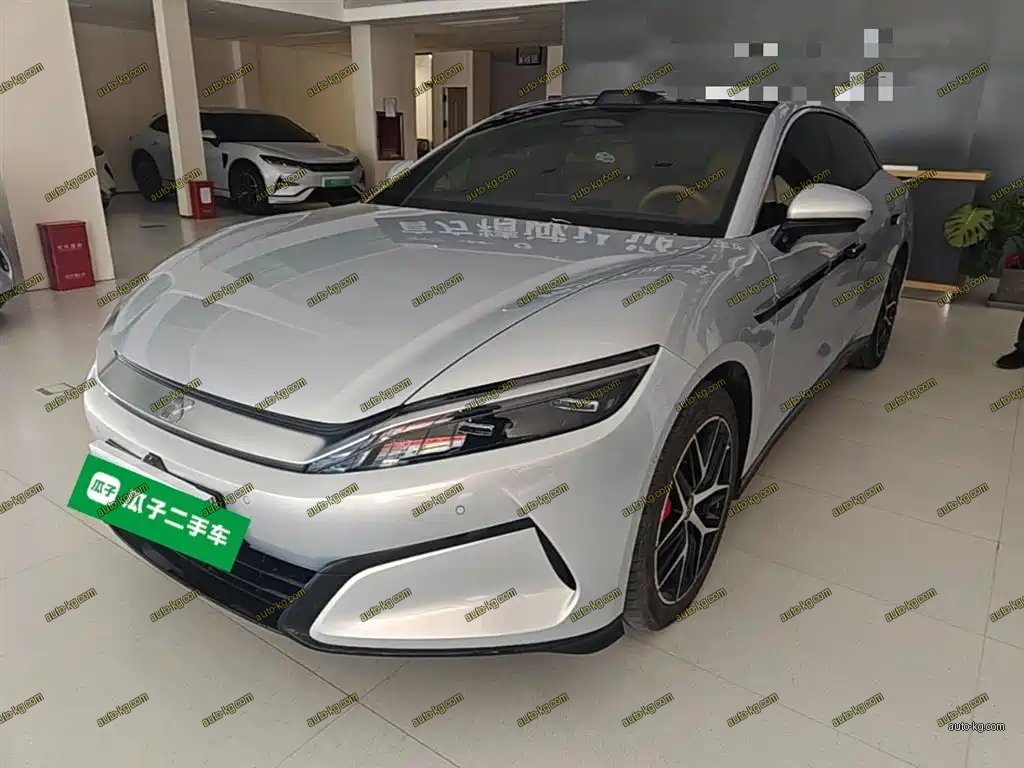 BYD 汉L 2025