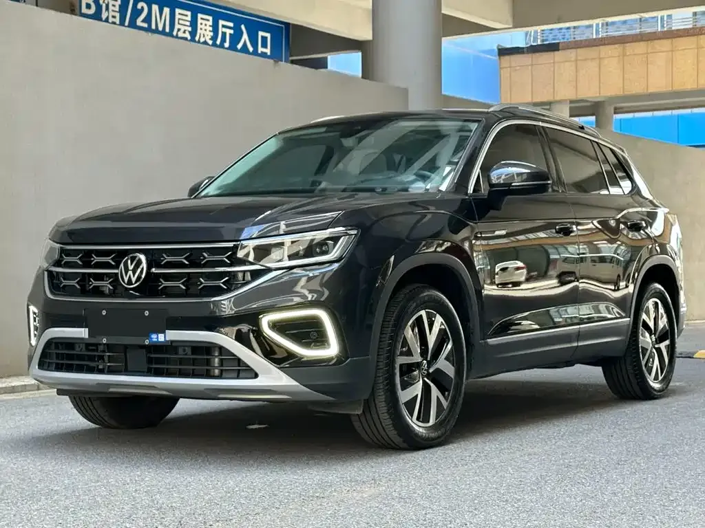Volkswagen Tayron 2024 — фото 1 из 5