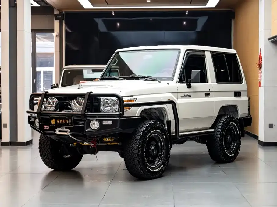 Toyota Land Cruiser 2024 — фото 1 из 5