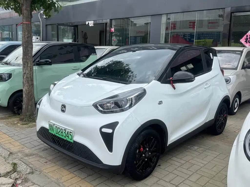 CheryQQ Little Ant 2025