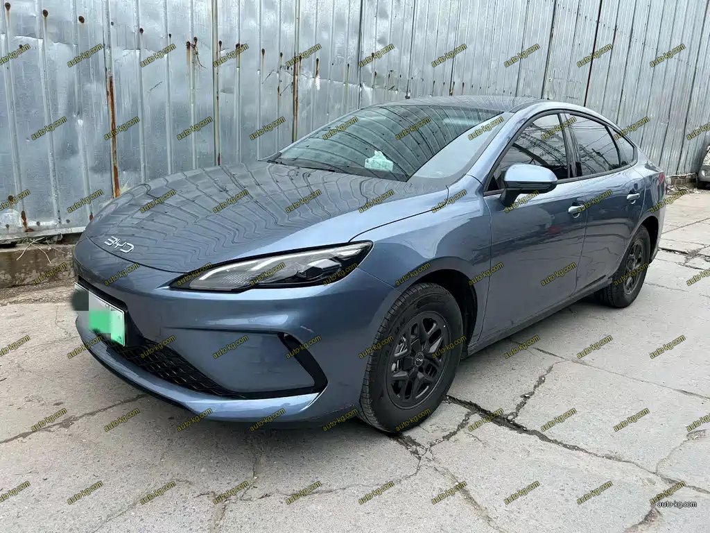 BYD Seal 05 DM-i 2025