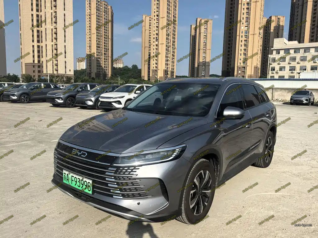 BYD Seal 05 DM-i 2024