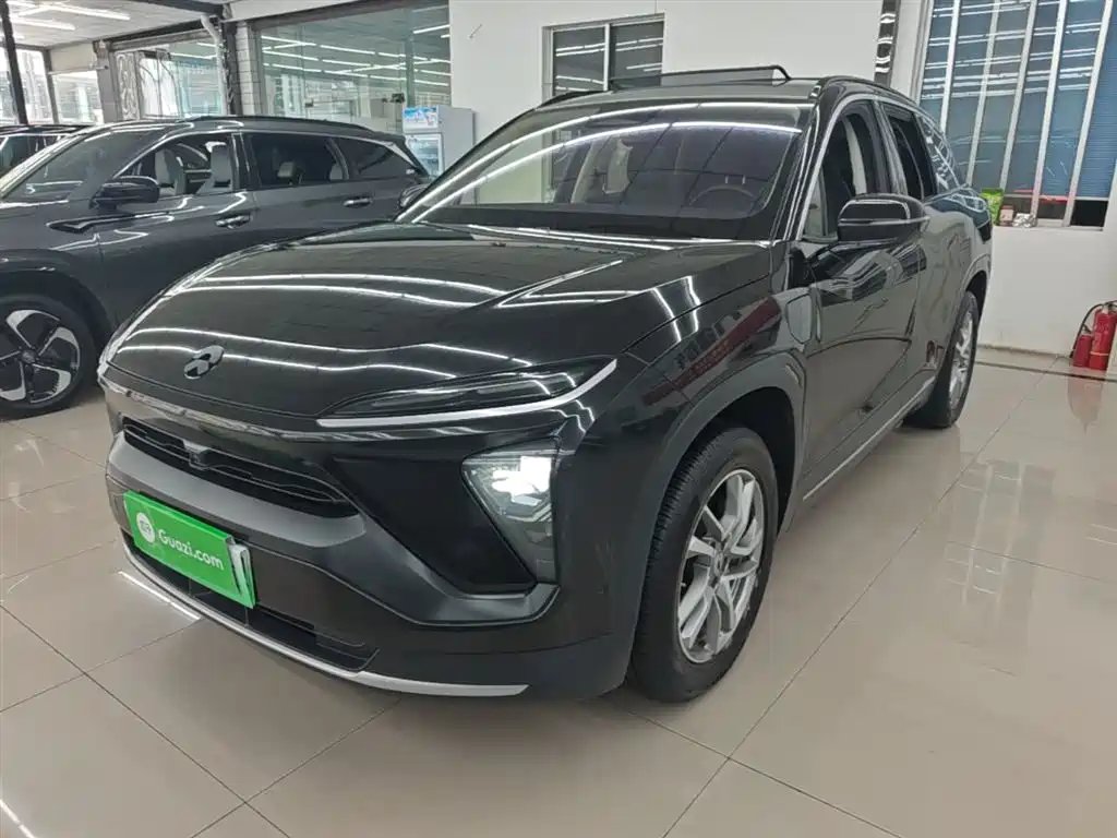 NIO ES6 2020