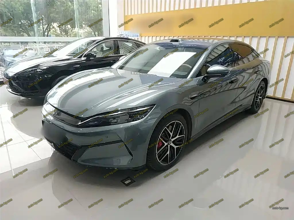BYD 汉L 2025