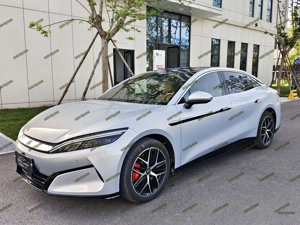 BYD 汉L 2025