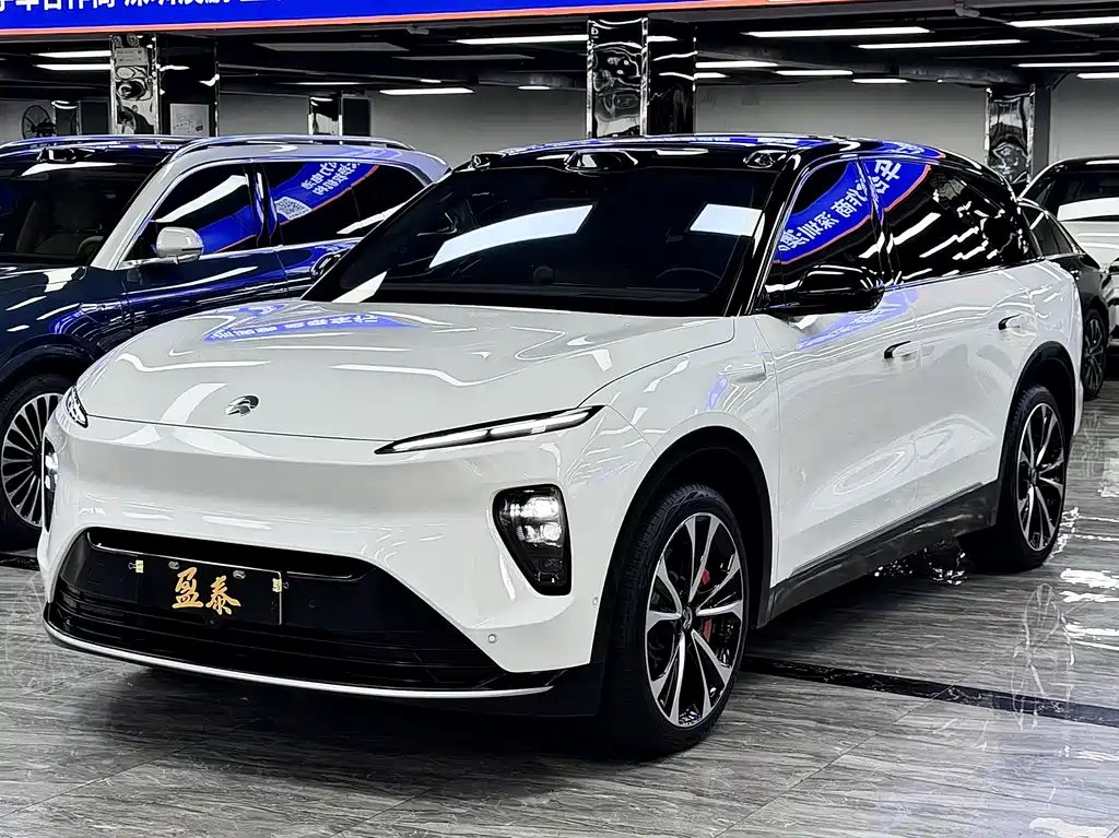 NIO ES8 2023
