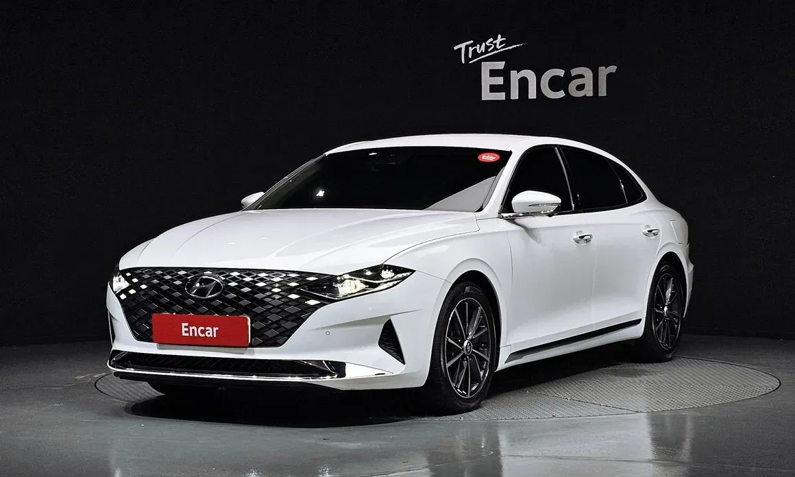 Hyundai Grandeur 2022 — фото 1 из 30