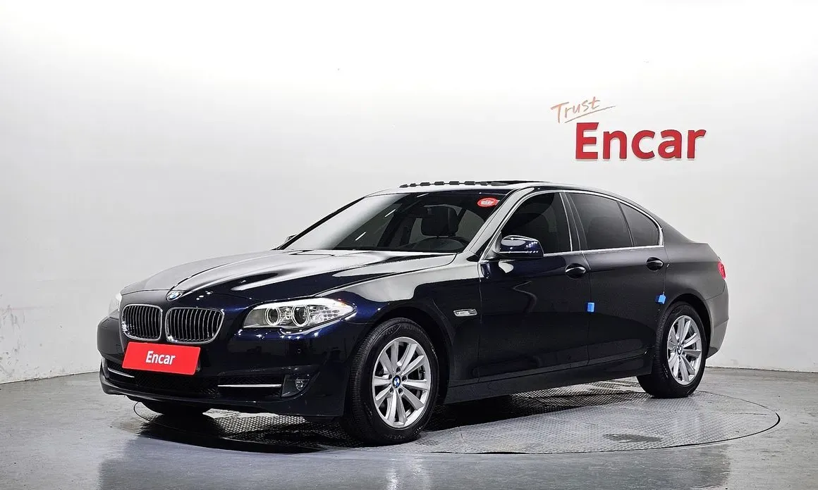 BMW 5-Series 2012 — фото 1 из 20