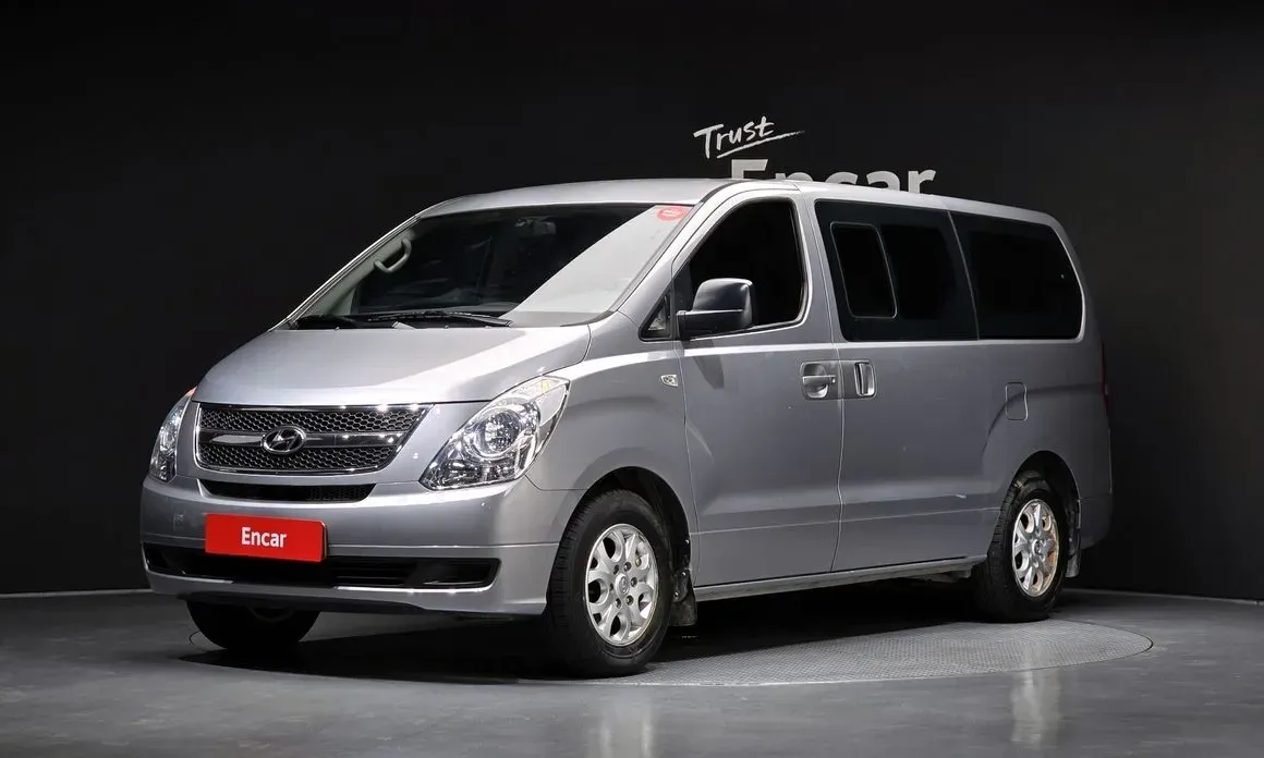 Hyundai Starex 2014 — фото 1 из 31