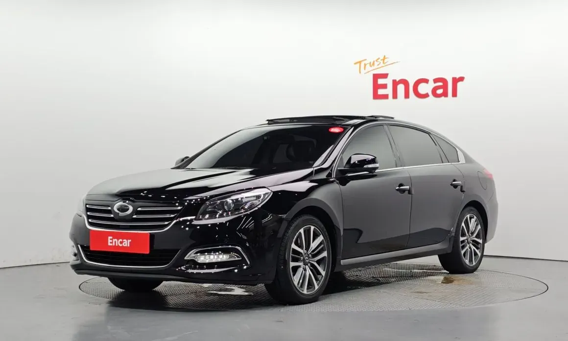 Renault Samsung SM7 2017 — фото 1 из 34