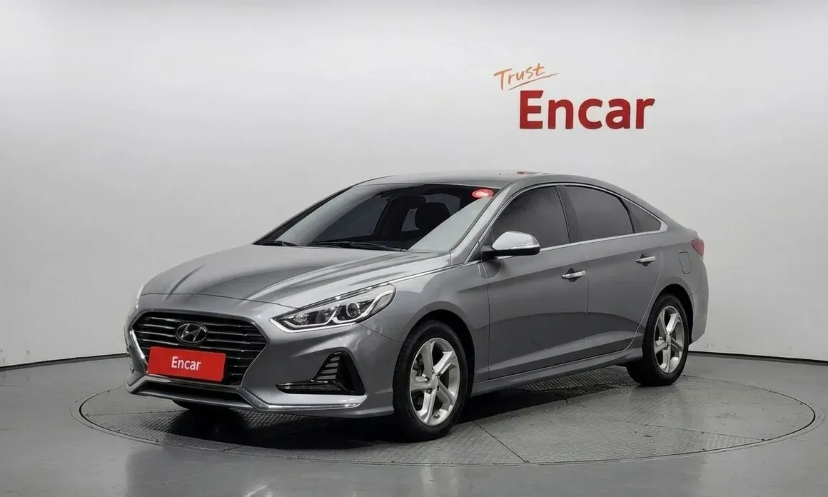 Hyundai Sonata 2018 — фото 1 из 29