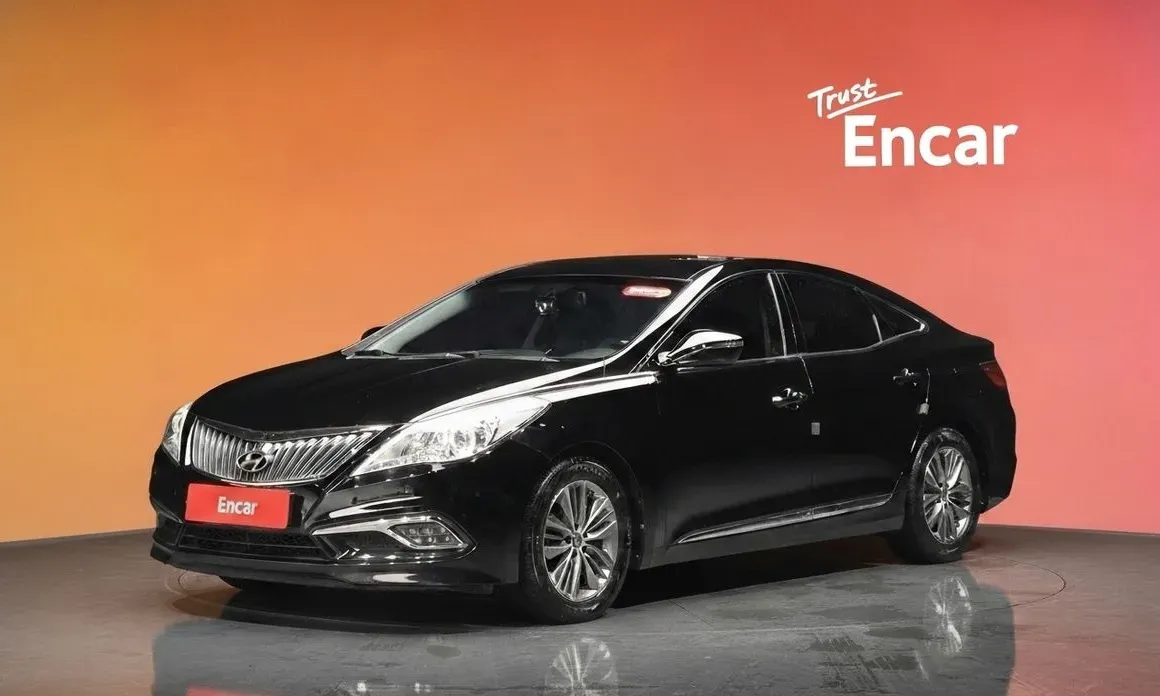 Hyundai Grandeur 2017 — фото 1 из 31