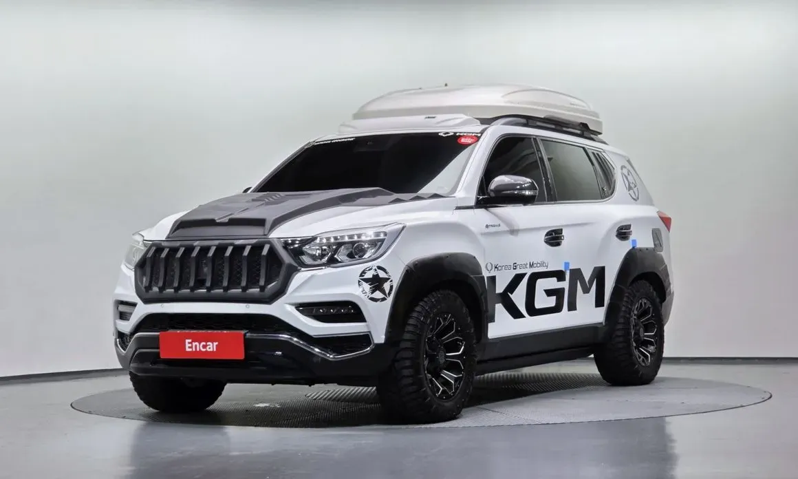 SsangYong Rexton 2019 — фото 1 из 37