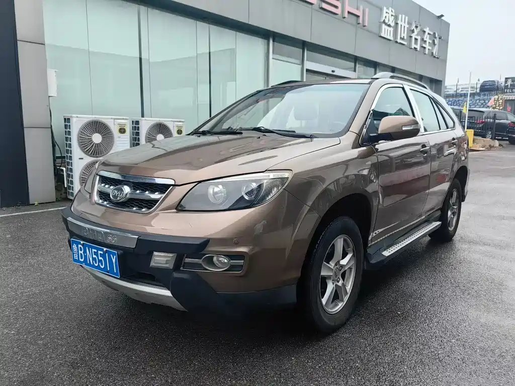 BYD S6 2014