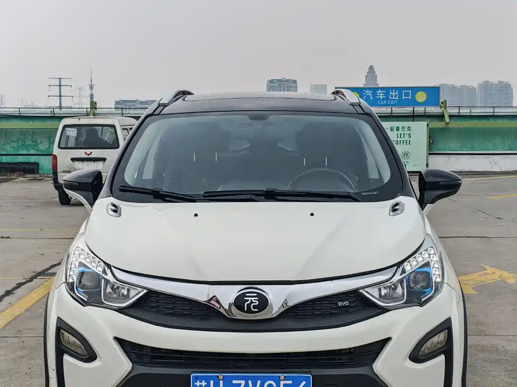 BYD Yuan 2016