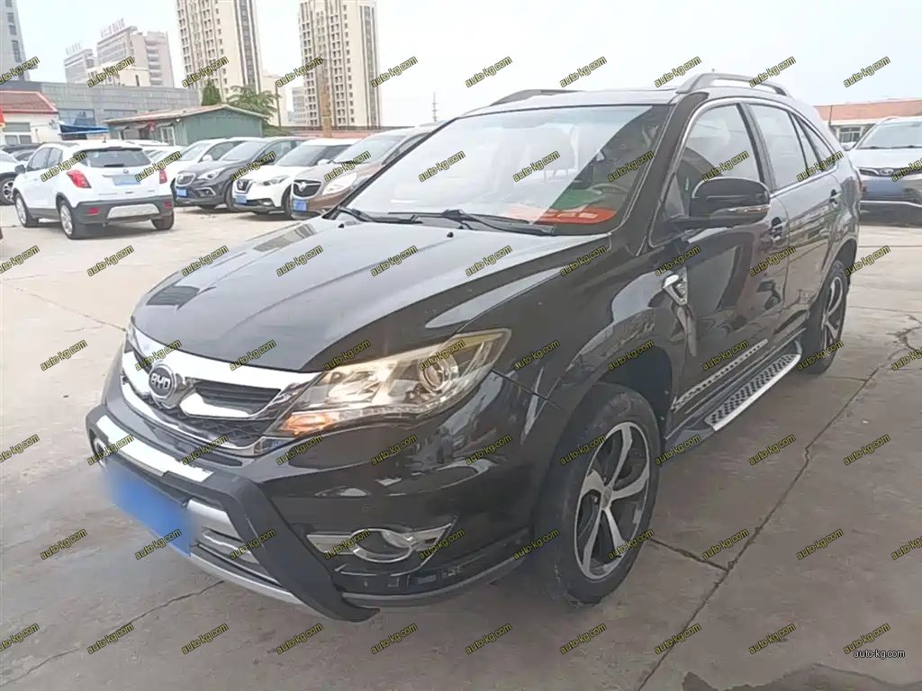 BYD S7 2015
