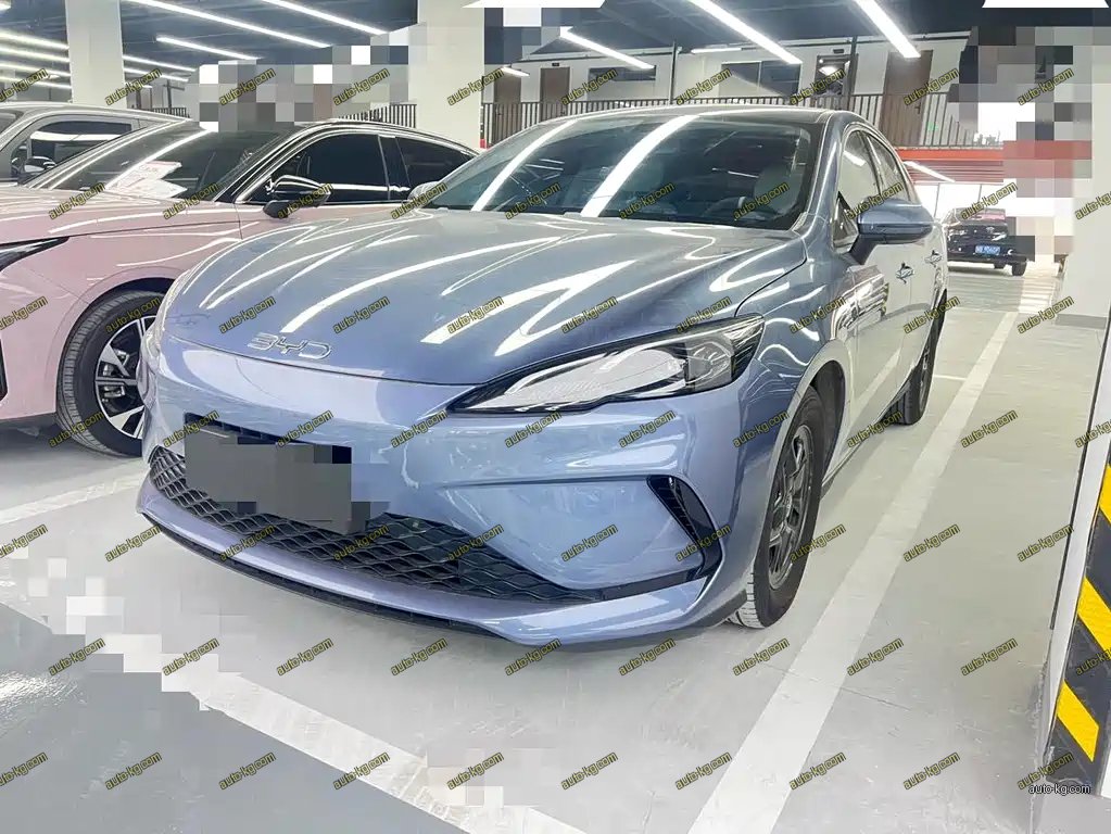 BYD Seal 05 DM-i 2025