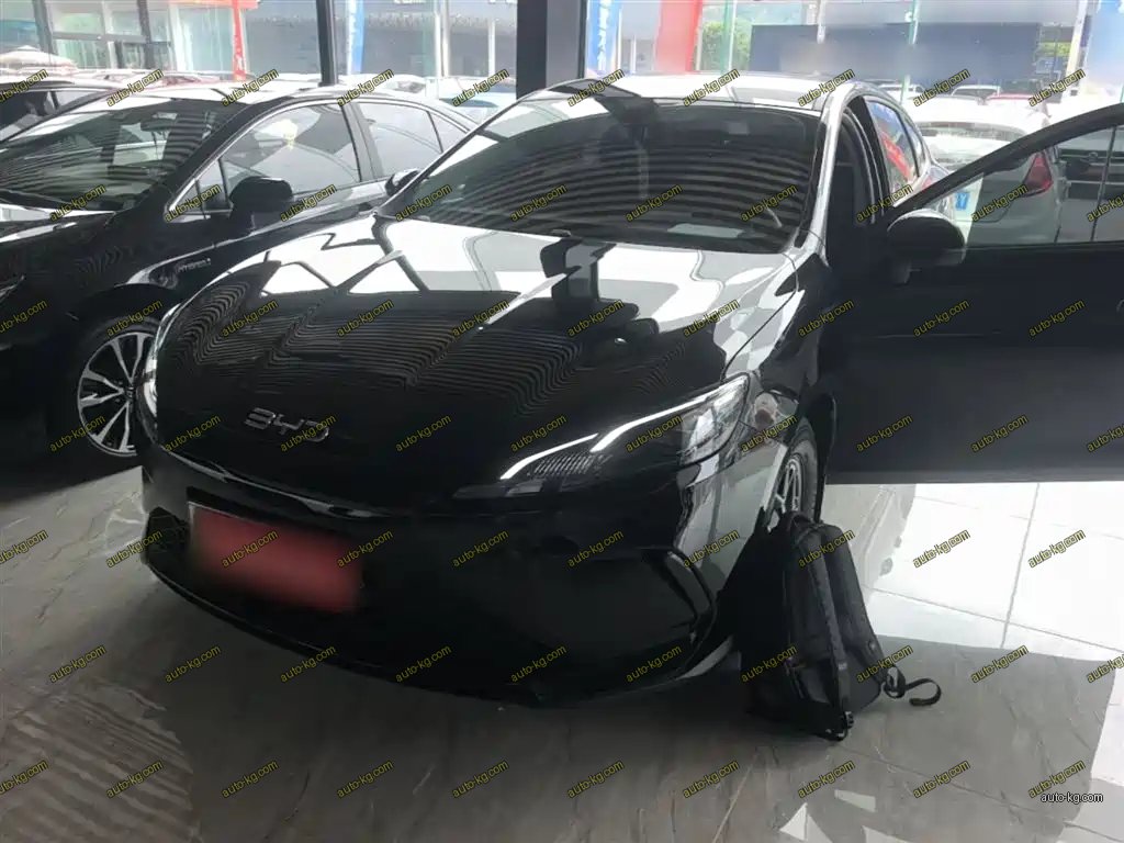 BYD Seal 05 DM-i 2025