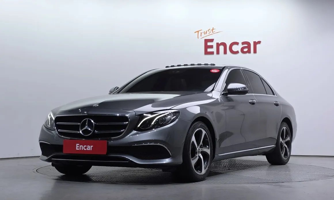 Mercedes-Benz E-Class 2020 — фото 1 из 20