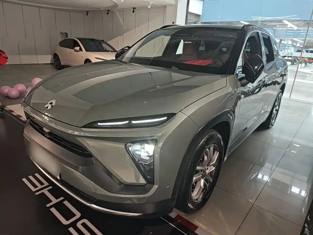 NIO ES6 2021