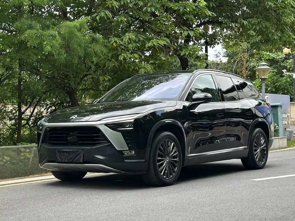 NIO ES8 2022