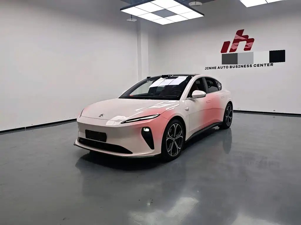 NIO ET5 2025