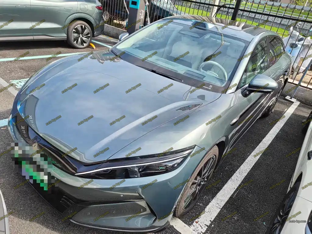 BYD 汉L 2025
