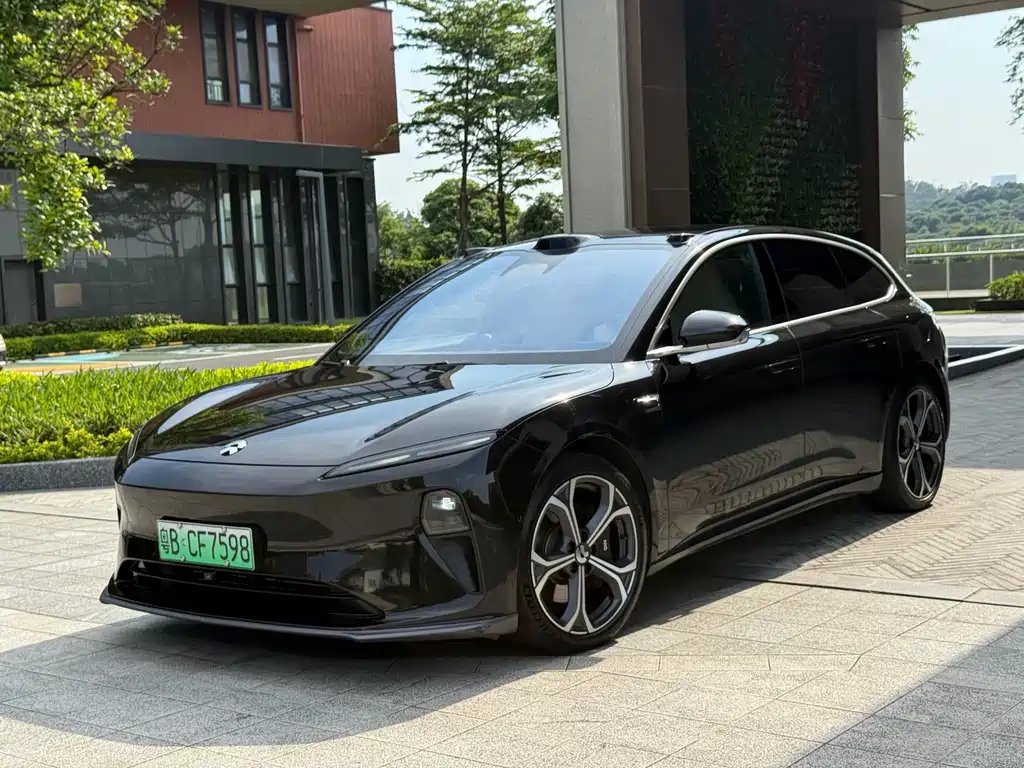 NIO ET5T 2024