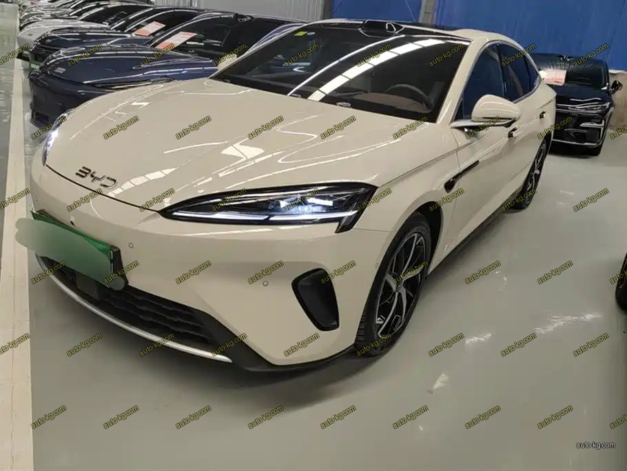 BYD Seal 07 DM-i 2025