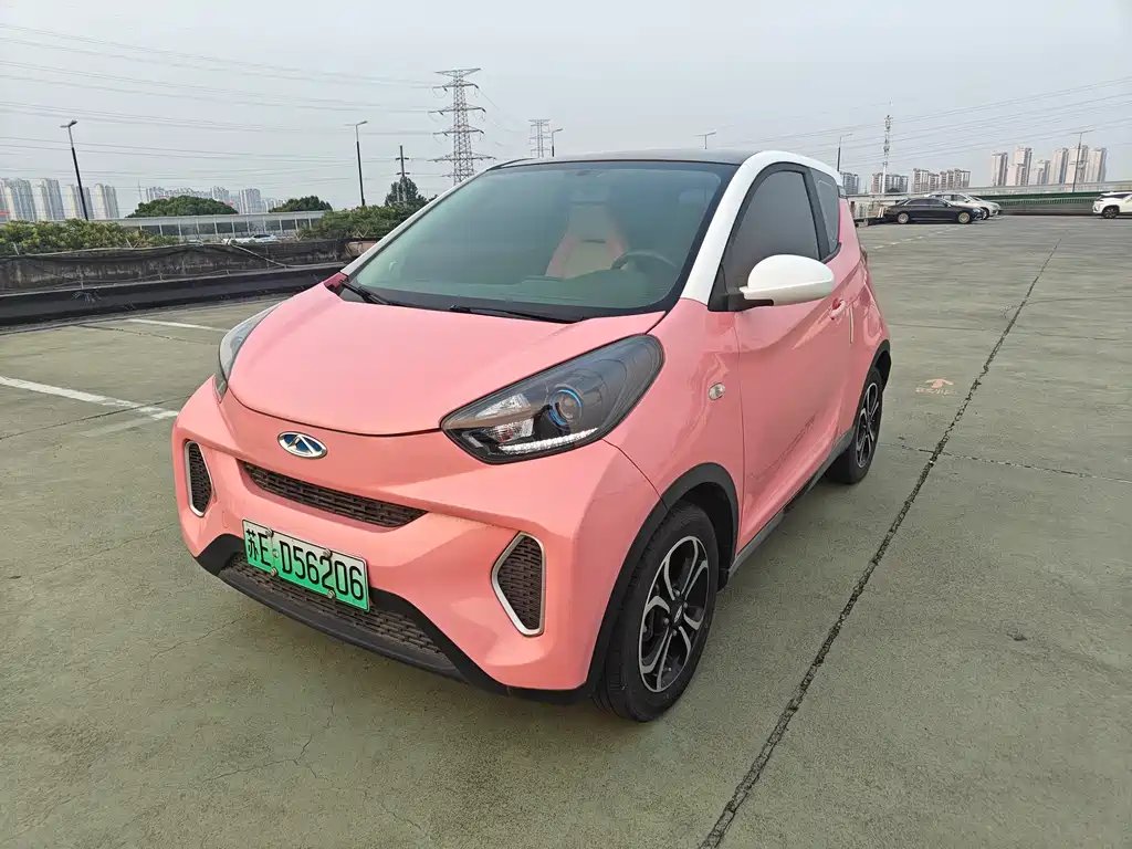 CheryQQ Little Ant 2020