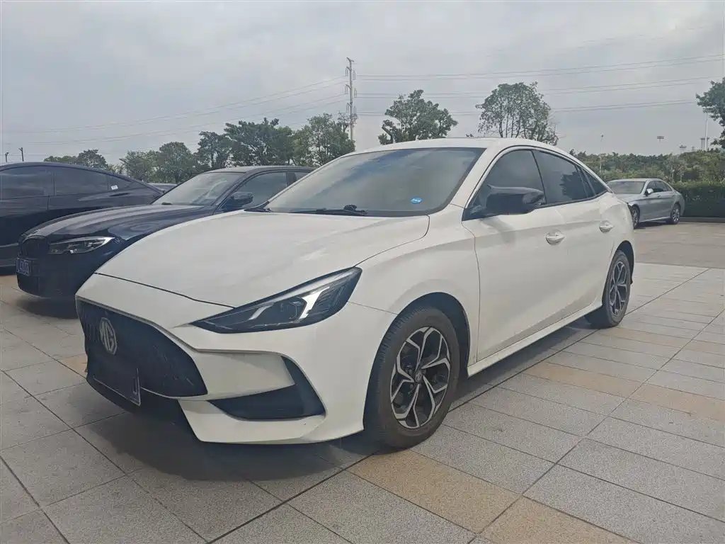 MG MG5 2021