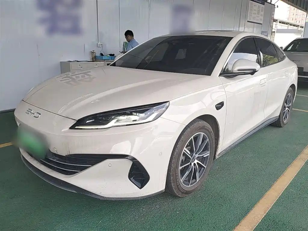 BYD 海豹06 2025