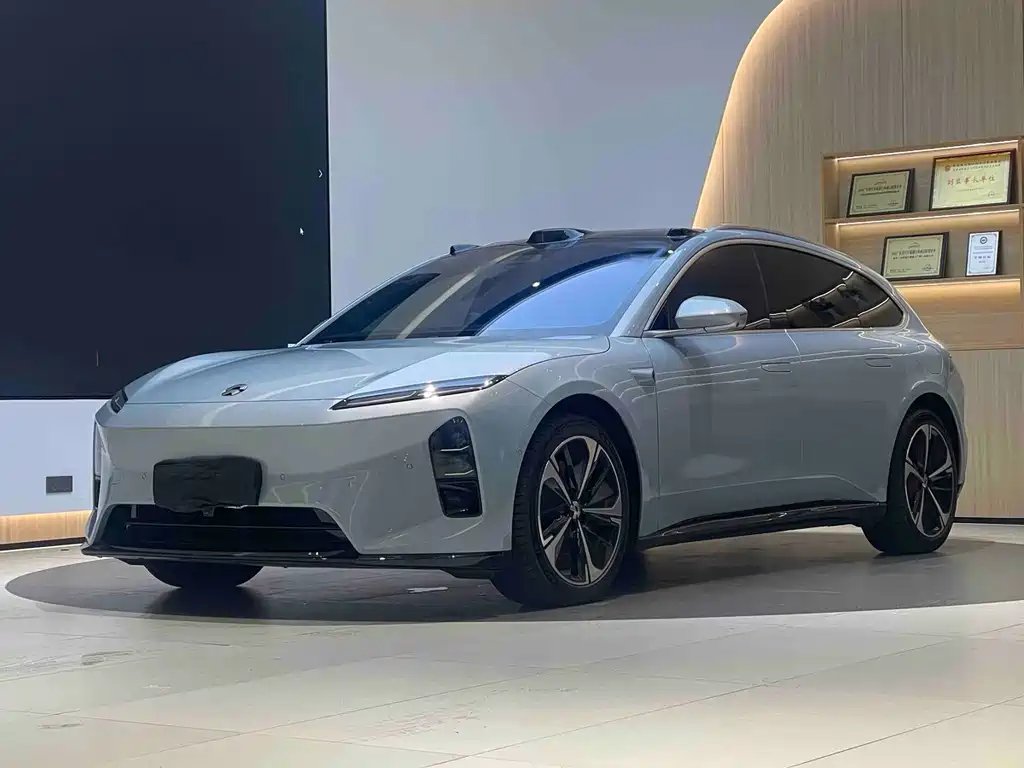 NIO ET5T 2025